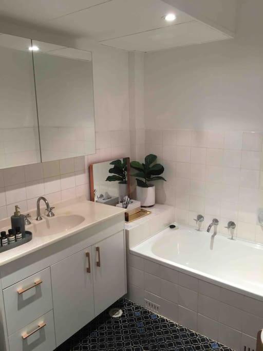 Harbourside Style, 2 Bed, A/C, Pool -Elizabeth Bay Διαμέρισμα Σίδνεϊ Εξωτερικό φωτογραφία